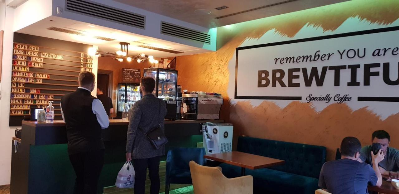 Hotel Beyfin Cluj Napoca Bagian luar foto