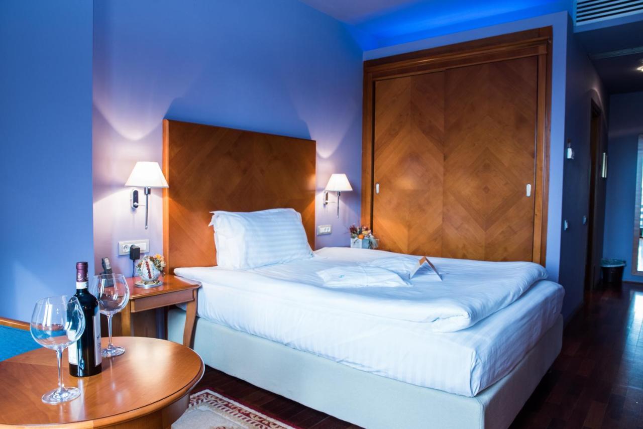 Hotel Beyfin Cluj Napoca Bagian luar foto