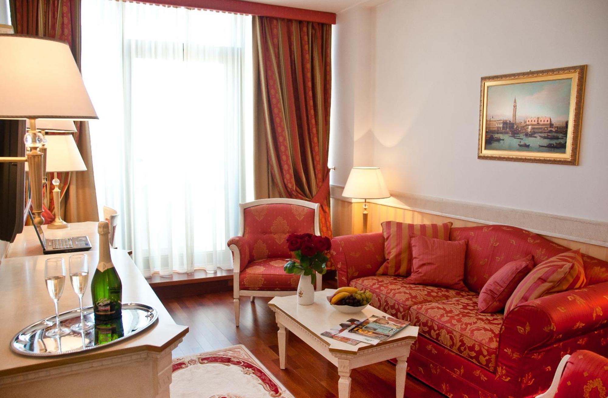 Hotel Beyfin Cluj Napoca Bagian luar foto