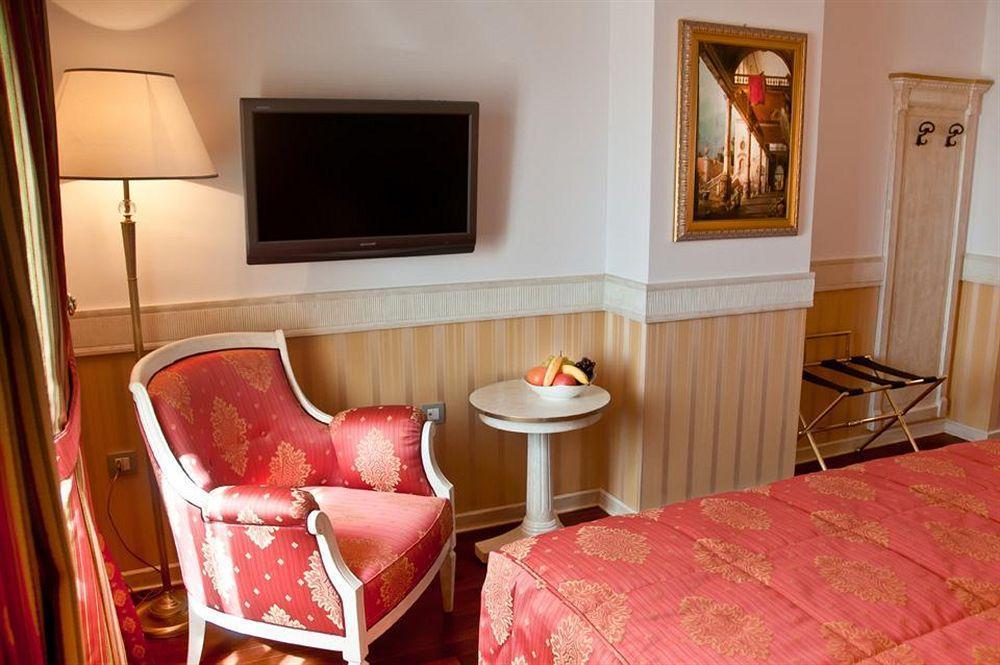 Hotel Beyfin Cluj Napoca Bagian luar foto
