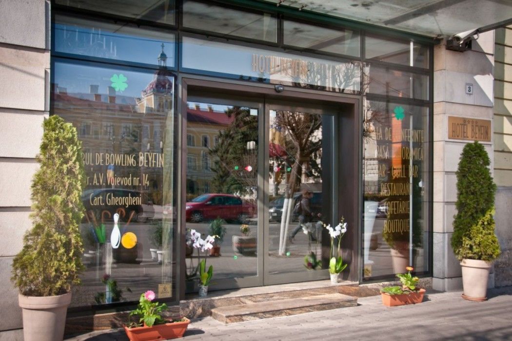 Hotel Beyfin Cluj Napoca Bagian luar foto