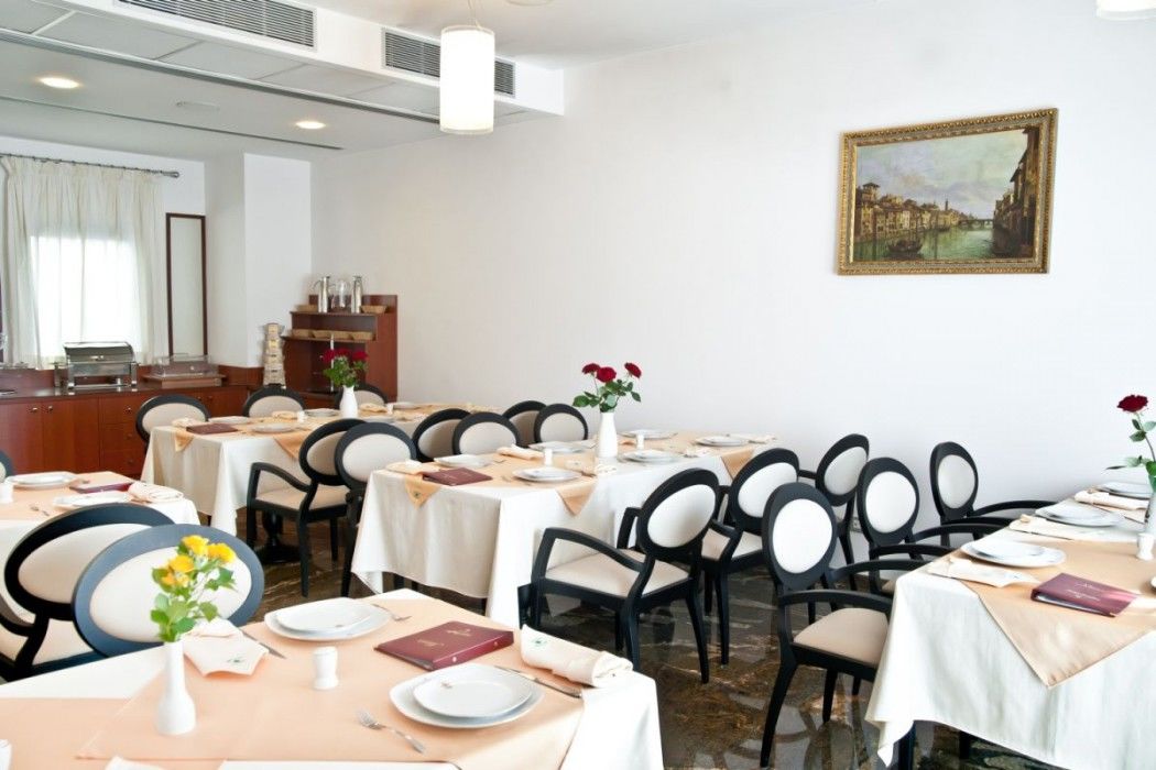 Hotel Beyfin Cluj Napoca Bagian luar foto